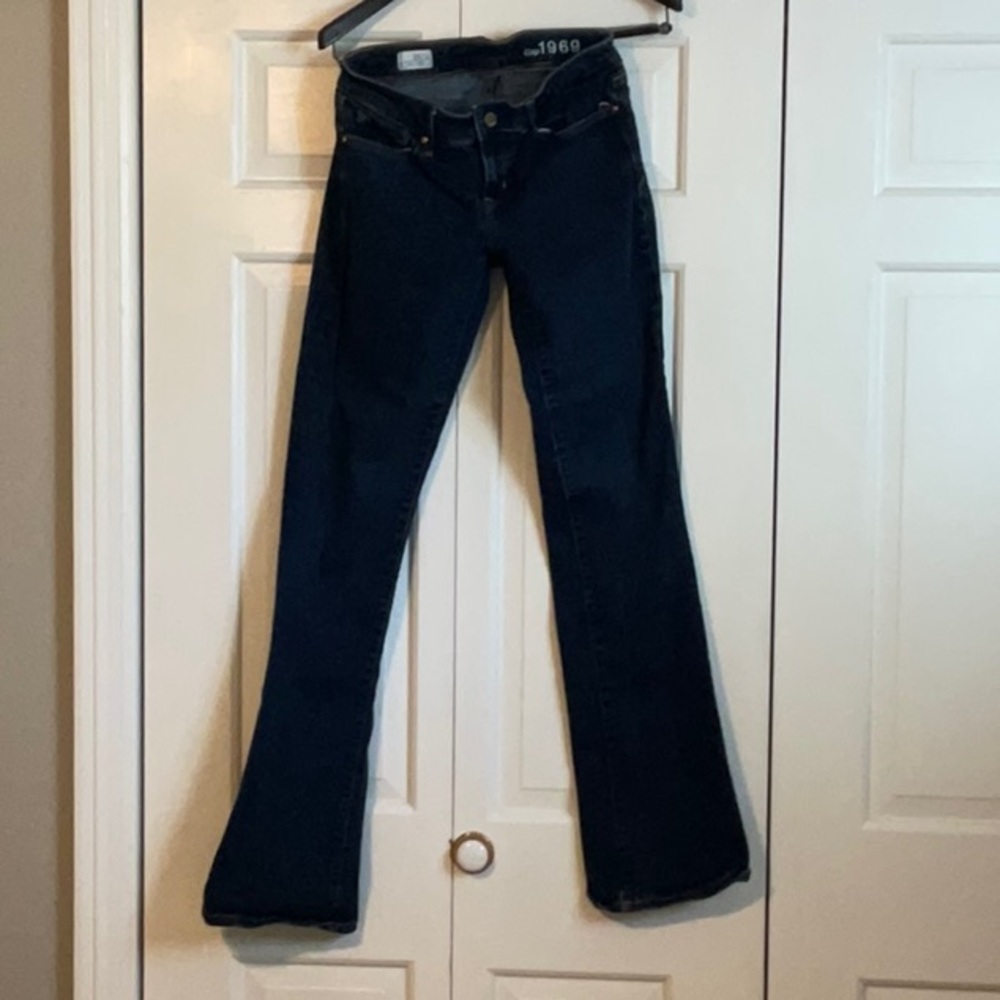 Gap dark wash bootleg jeans